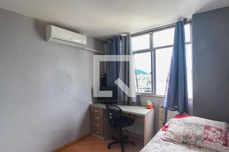 Quarto 2 de apartamento para alugar com 2 quartos, 60m² em Santa Rosa, Niterói