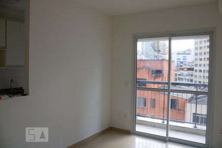 Sala de apartamento para alugar com 2 quartos, 48m² em Liberdade, São Paulo