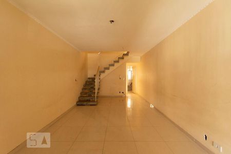 Sala de casa à venda com 2 quartos, 98m² em Vila Rio Branco, São Paulo