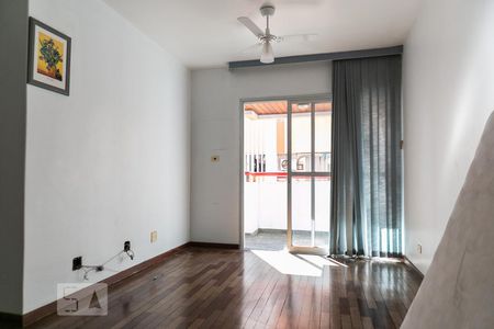 Sala de apartamento para alugar com 1 quarto, 70m² em Encruzilhada, Santos