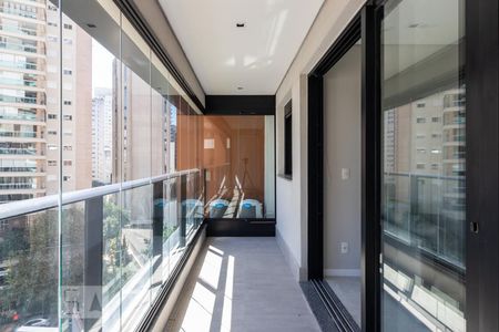 Varanda de apartamento para alugar com 1 quarto, 47m² em Itaim Bibi, São Paulo