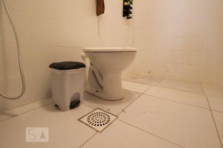 Banheiro  de apartamento à venda com 1 quarto, 52m² em Vila Nova Conceição, São Paulo