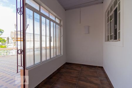 Hall de Entrada de casa à venda com 4 quartos, 100m² em Umuarama, Osasco