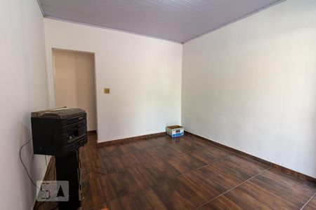 Sala de casa à venda com 4 quartos, 100m² em Umuarama, Osasco