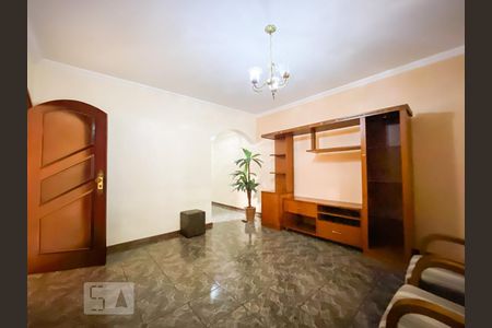 Sala de casa à venda com 3 quartos, 300m² em Km 18, Osasco