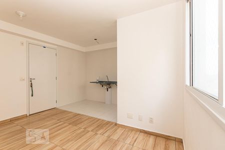 Sala de apartamento à venda com 2 quartos, 41m² em Itaquera, São Paulo