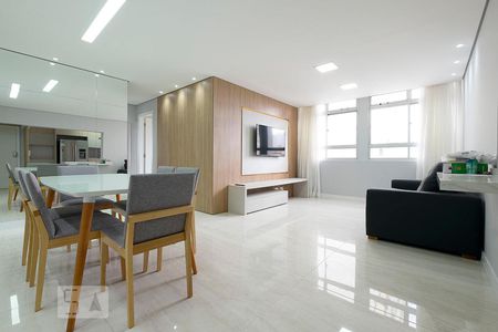 Sala de apartamento para alugar com 3 quartos, 110m² em Paraíso, São Paulo