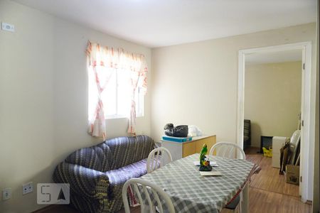 Sala de apartamento à venda com 2 quartos, 50m² em Vila Carmosina, São Paulo