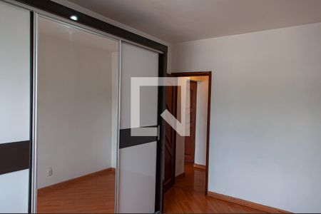 Quarto 1 de apartamento para alugar com 2 quartos, 60m² em Taquara, Rio de Janeiro