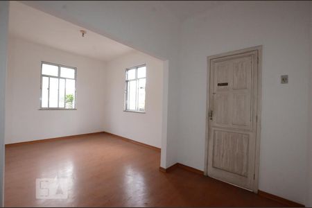 Sala de casa para alugar com 2 quartos, 90m² em Vila Kosmos, Rio de Janeiro