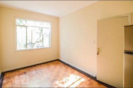 Quarto 1 de apartamento para alugar com 2 quartos, 49m² em Cidade Baixa, Porto Alegre