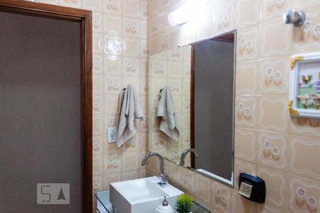 Lavabo de casa à venda com 3 quartos, 160m² em Vila Medeiros, São Paulo
