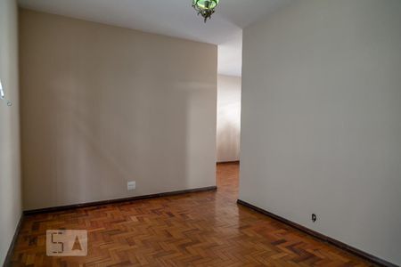 Sala de apartamento para alugar com 3 quartos, 99m² em Sion, Belo Horizonte