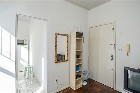 Sala de apartamento para alugar com 1 quarto, 39m² em Centro Histórico, Porto Alegre