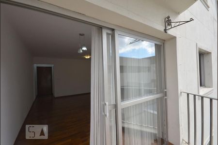 Varanda da Sala de apartamento para alugar com 3 quartos, 86m² em Vila Firmiano Pinto, São Paulo