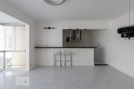 Sala de apartamento à venda com 3 quartos, 103m² em Vila Olímpia, São Paulo