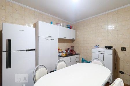 Cozinha de casa à venda com 8 quartos, 140m² em Vila Butantã, São Paulo