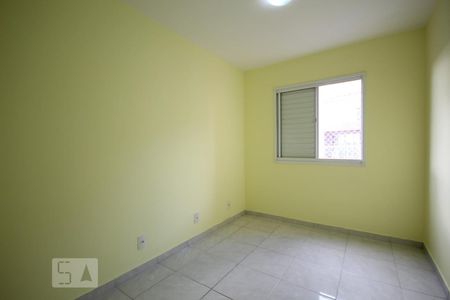 Quarto 1 de apartamento para alugar com 2 quartos, 52m² em Jardim Roberto, Osasco