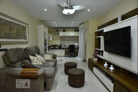 Quarto 1 de apartamento à venda com 4 quartos, 298m² em Freguesia (jacarepaguá), Rio de Janeiro