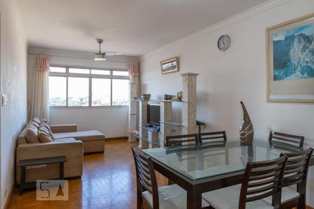 Apartamento à venda com 83m², 2 quartos e 1 vagaSala