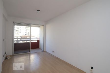 Sala de apartamento à venda com 2 quartos, 60m² em Tanque, Rio de Janeiro