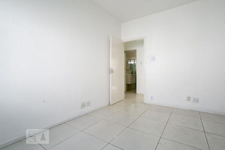 Sala de casa para alugar com 2 quartos, 55m² em Chácara Inglesa, São Paulo