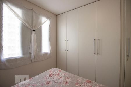 Quarto de apartamento à venda com 3 quartos, 58m² em Jaguaré, São Paulo