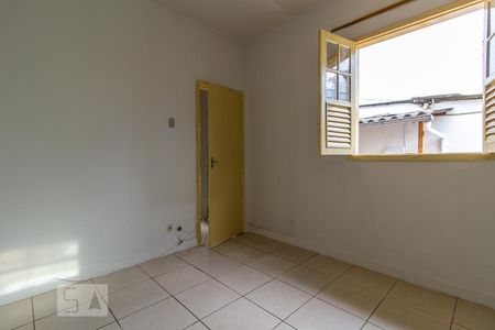 Quarto de casa para alugar com 1 quarto, 26m² em Floresta, Belo Horizonte