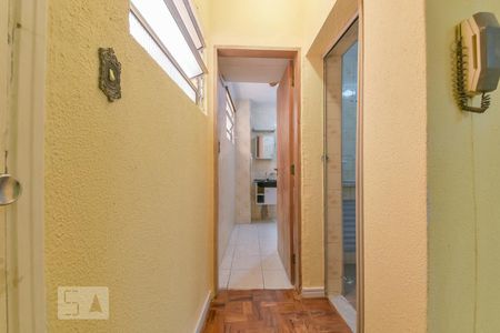 Corredor de apartamento para alugar com 1 quarto, 44m² em Bela Vista, São Paulo