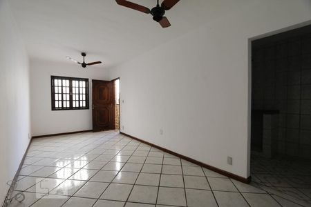 Sala de casa de condomínio à venda com 2 quartos, 88m² em Tanque, Rio de Janeiro