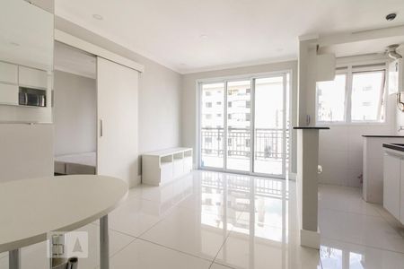 Sala  de apartamento para alugar com 1 quarto, 40m² em Vila Regente Feijó, São Paulo