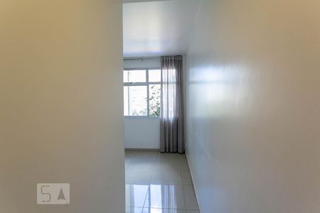 Entrada de apartamento para alugar com 3 quartos, 89m² em Floresta, Belo Horizonte
