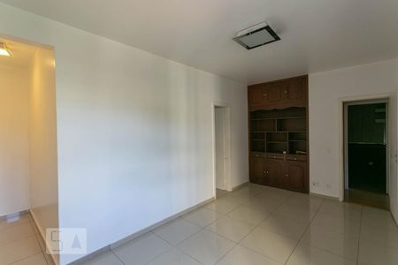 Sala de apartamento para alugar com 3 quartos, 89m² em Floresta, Belo Horizonte