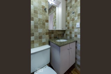 Apartamento à venda com 65m², 2 quartos e 1 vaga Apartamento à venda com 65m², 2 quartos e 1 vagaBanheiro