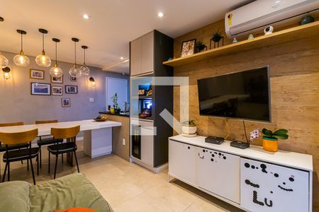 Sala de apartamento para alugar com 3 quartos, 86m² em Vila Gumercindo, São Paulo