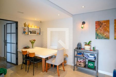 Sala de apartamento à venda com 3 quartos, 86m² em Vila Gumercindo, São Paulo