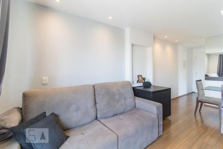 Sala de apartamento à venda com 3 quartos, 76m² em Vila Moinho Velho, São Paulo