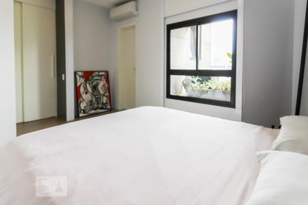 Suíte  de apartamento para alugar com 1 quarto, 47m² em Itaim Bibi, São Paulo