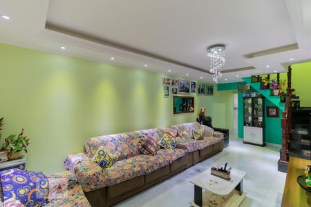 Sala de casa à venda com 5 quartos, 280m² em Vila Regina ( Zona Leste), São Paulo