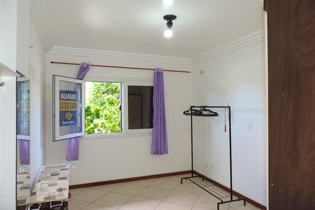 Quarto 1 de apartamento para alugar com 2 quartos, 71m² em Lagoa da Conceição, Florianópolis