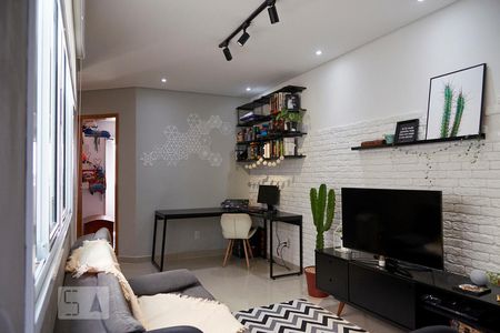 Sala de apartamento à venda com 2 quartos, 120m² em Vila Camilópolis, Santo André