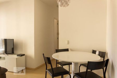 Sala de Estar/Jantar de apartamento à venda com 2 quartos, 50m² em Campininha, São Paulo