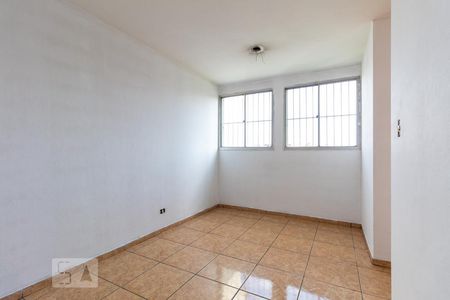 Sala de apartamento para alugar com 2 quartos, 60m² em Vila Sílvia, São Paulo