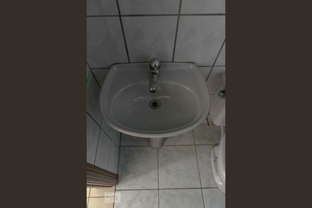 Banheiro de casa à venda com 2 quartos, 100m² em Camaquã, Porto Alegre
