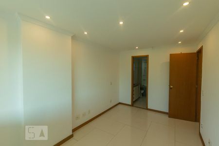 Suíte de apartamento para alugar com 3 quartos, 100m² em Recreio dos Bandeirantes, Niterói