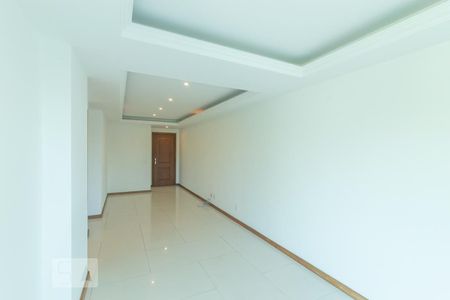 Sala de apartamento para alugar com 3 quartos, 100m² em Recreio dos Bandeirantes, Niterói