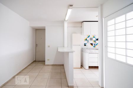 Sala de apartamento para alugar com 2 quartos, 43m² em Jardim das Acácias, São Paulo