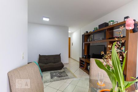 Sala de apartamento para alugar com 3 quartos, 63m² em Vila Cunha Bueno, São Paulo