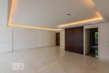 Sala 1 de apartamento à venda com 4 quartos, 220m² em Santo Antônio, Belo Horizonte
