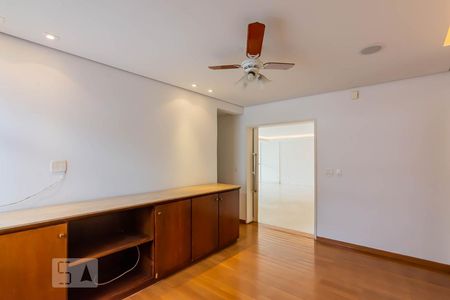Sala 2 de apartamento à venda com 4 quartos, 220m² em Santo Antônio, Belo Horizonte